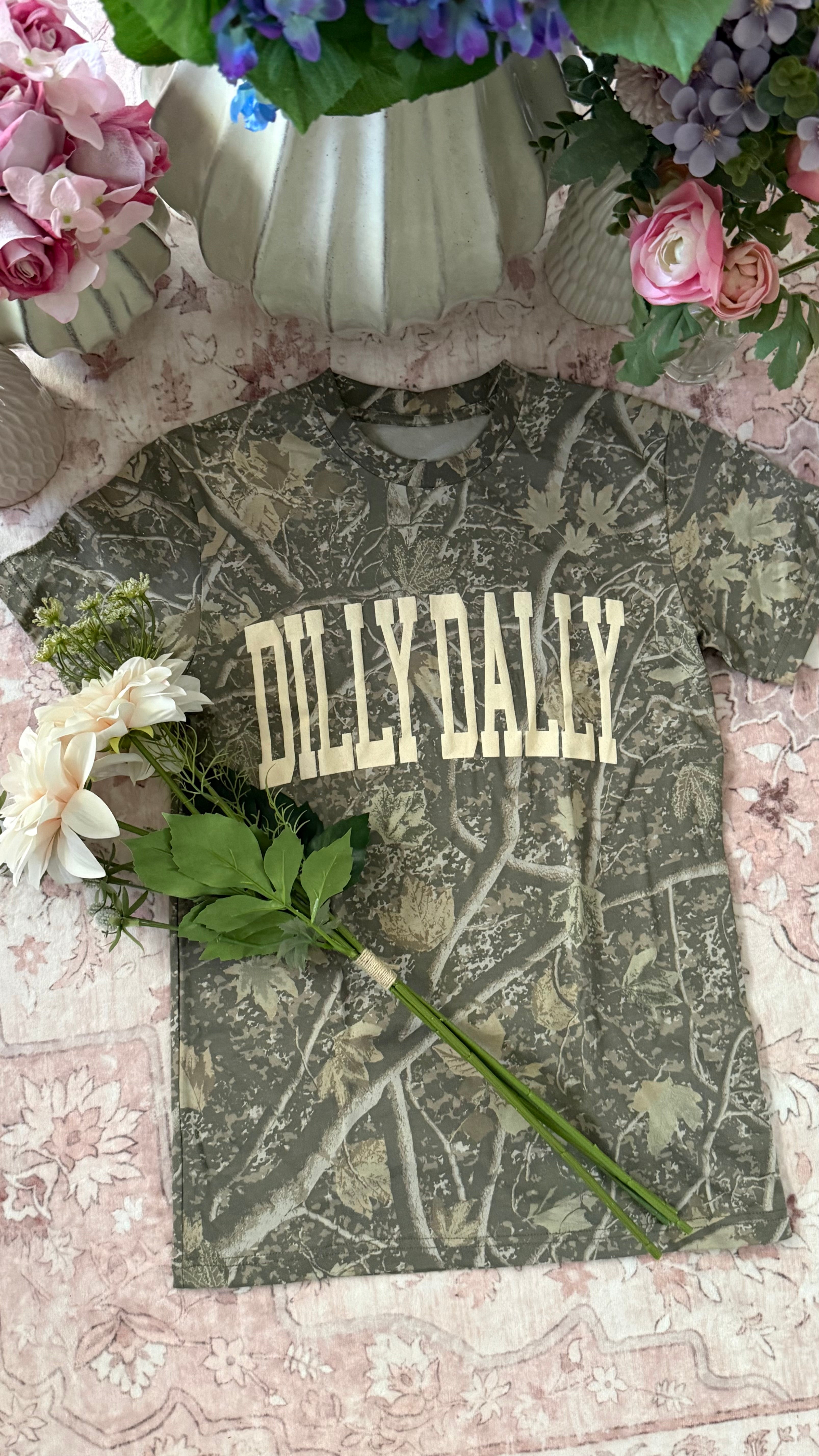 Dilly Dally Camo Short-sleeve